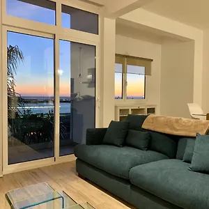 https://casa-carla-arrecife-lanzarote.in-canary-islands.com