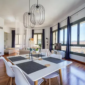 Espectacular Loft En Centrico Edificio Singular , Manresa España